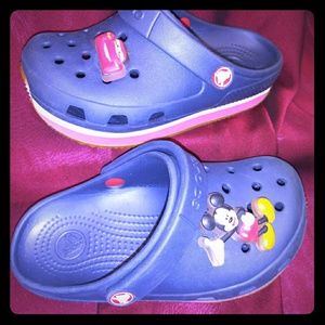 Blue, red and white striped crocs